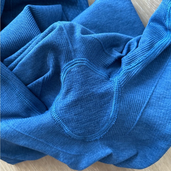 Lululemon In The Flow Crop II - Picture 6 of 7